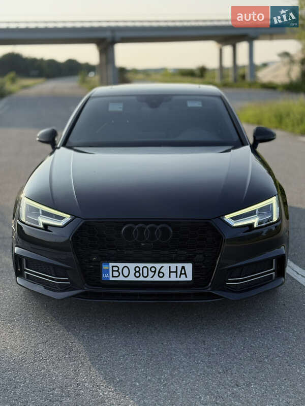 Седан Audi A4 2018 в Тернополе