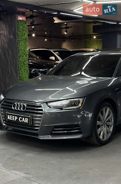 Седан Audi A4 2016 в 