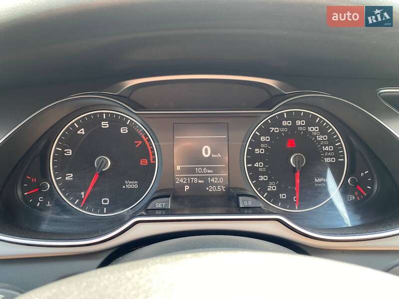 Седан Audi A4 2013 в Киеве