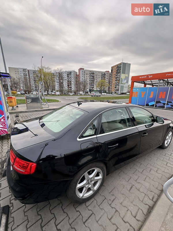 Седан Audi A4 2009 в Тернополе