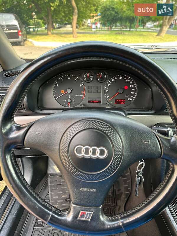 Универсал Audi A4 1999 в Золотоноше