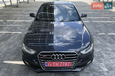 Седан Audi A4 2014 в 