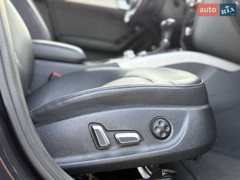 Седан Audi A4 2014 в Житомире