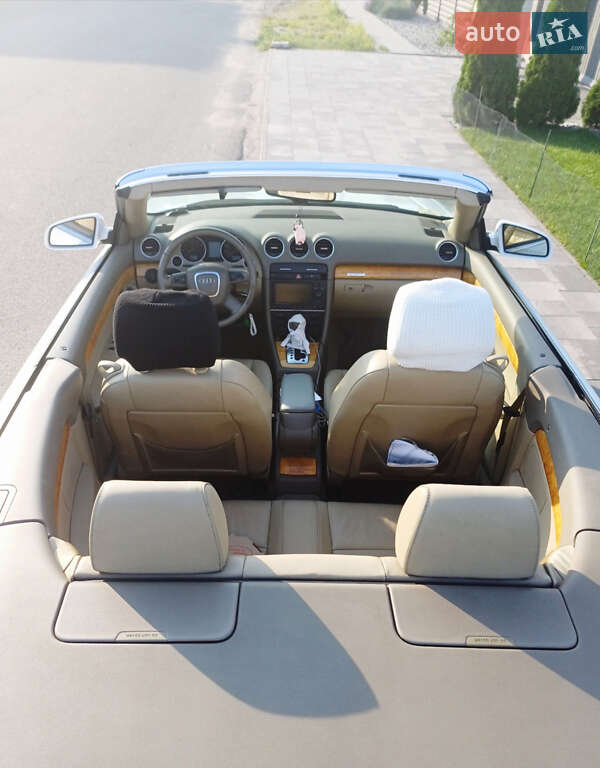 Кабріолет Audi A4 2009 в Києві