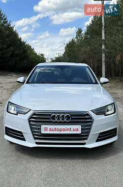 Седан Audi A4 2019 в Белогородке