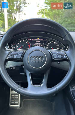 Седан Audi A4 2019 в 