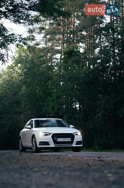 Седан Audi A4 2016 в 