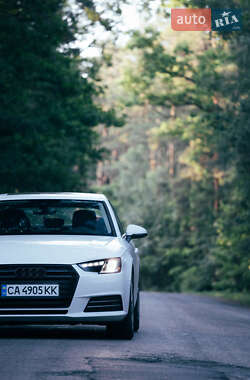 Седан Audi A4 2016 в 