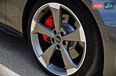 Седан Audi A4 2021 в Черкасах