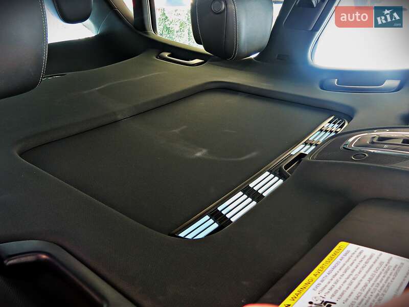Седан Audi A4 2021 в Черкасах