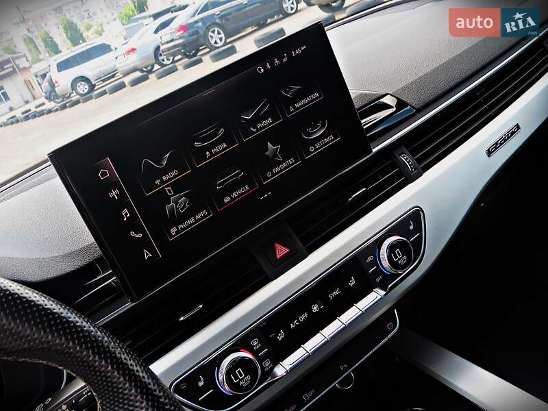 Седан Audi A4 2021 в Черкасах