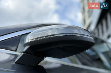 Седан Audi A4 2021 в 