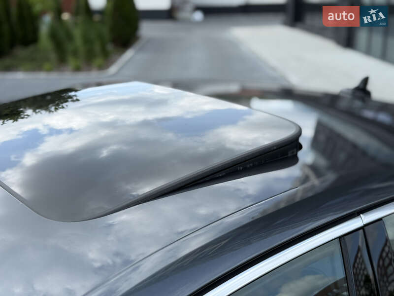 Седан Audi A4 2021 в Львові