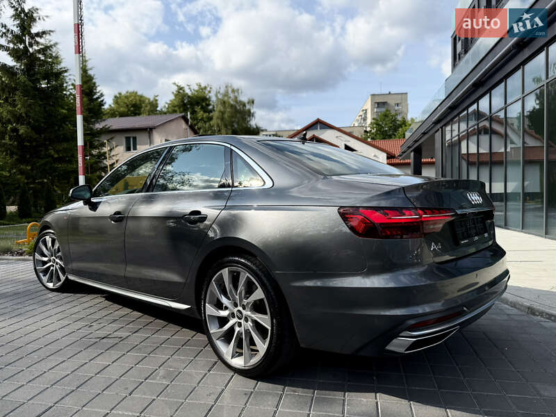 Седан Audi A4 2021 в Львові