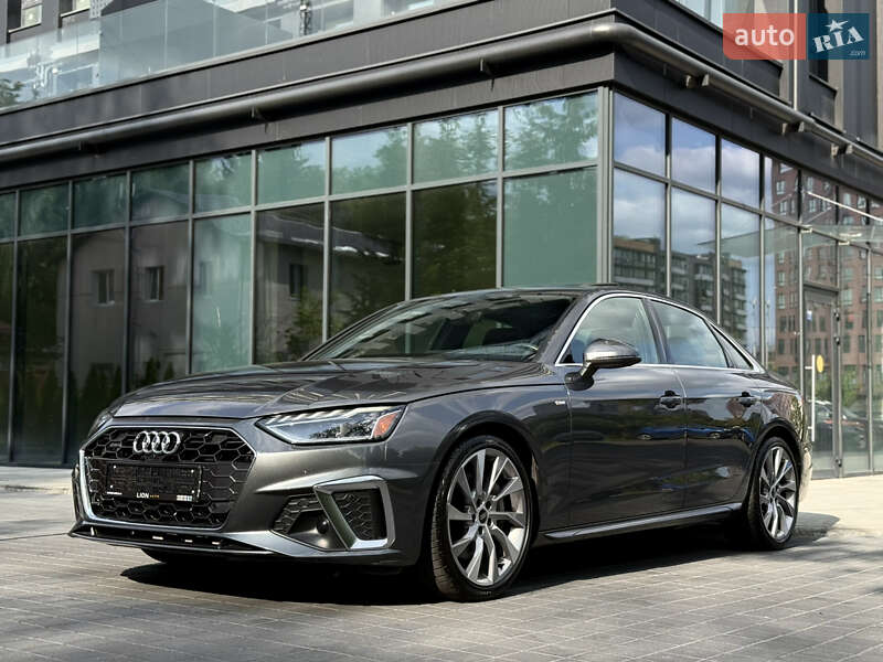Седан Audi A4 2021 в Львові