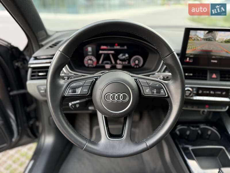Седан Audi A4 2021 в Львові