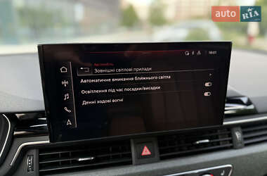Седан Audi A4 2021 в 