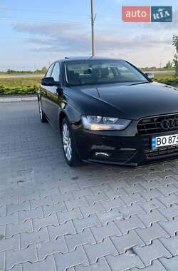 Седан Audi A4 2013 в Бучачі