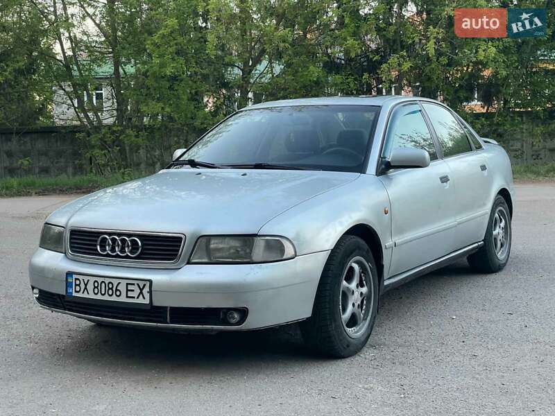 Седан Audi A4 1995 в 
