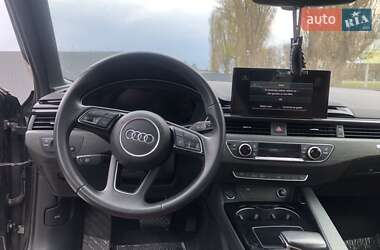 Седан Audi A4 2022 в 