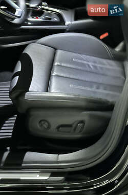Седан Audi A4 2022 в 
