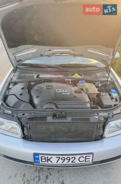 Универсал Audi A4 2001 в 