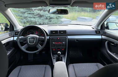 Седан Audi A4 2006 в 