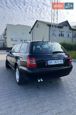 Универсал Audi A4 2000 в 