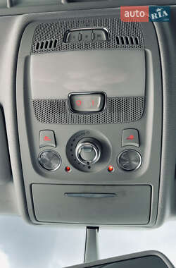 Седан Audi A4 2012 в 