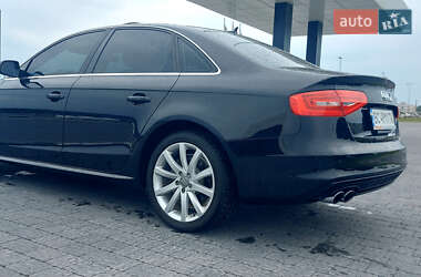 Седан Audi A4 2013 в 