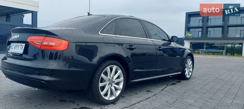Седан Audi A4 2013 в Львове