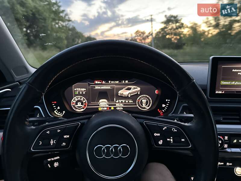Седан Audi A4 2016 в Львове