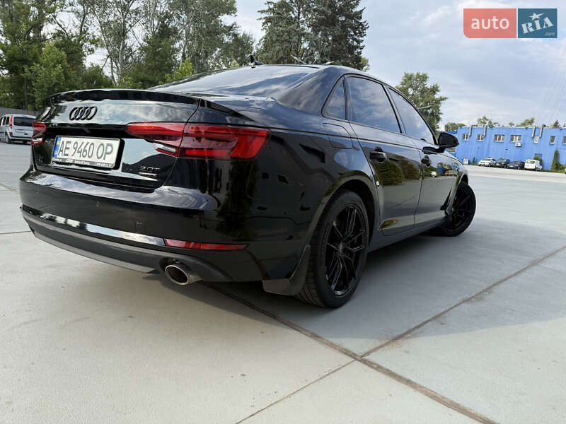 Седан Audi A4 2016 в Дніпрі