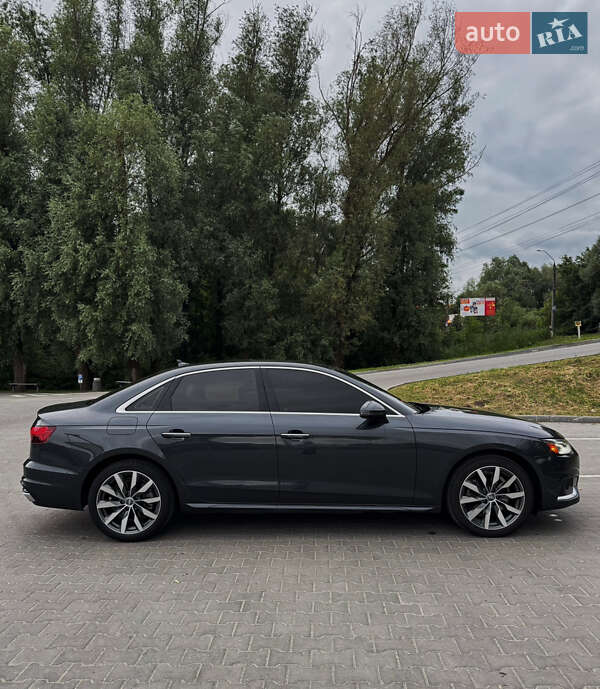 Седан Audi A4 2019 в Хмельницькому