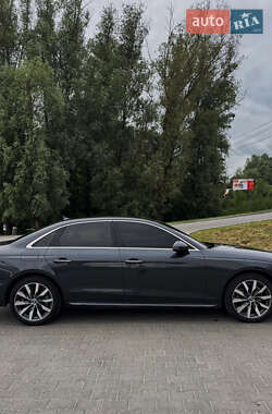Седан Audi A4 2019 в 