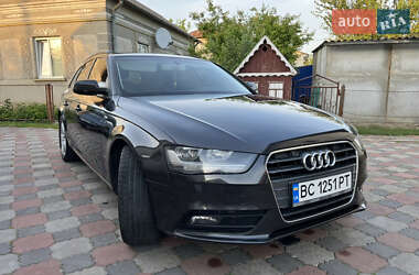 Универсал Audi A4 2013 в 