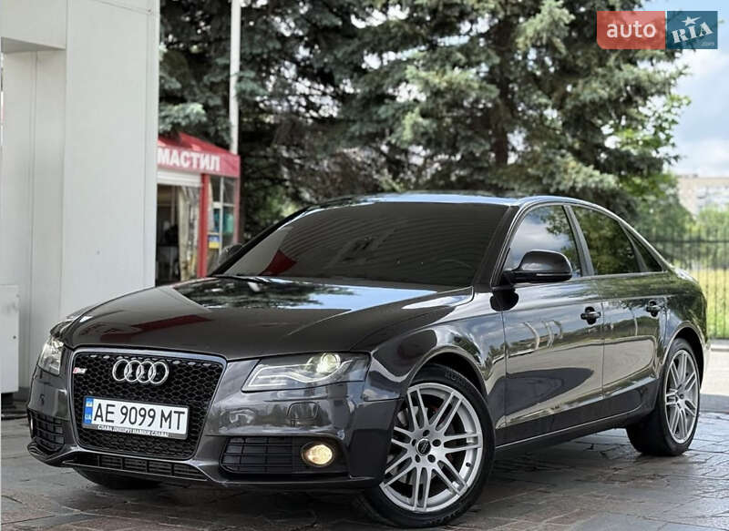 Седан Audi A4 2008 в 