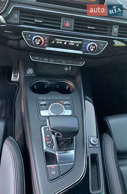 Седан Audi A4 2017 в 