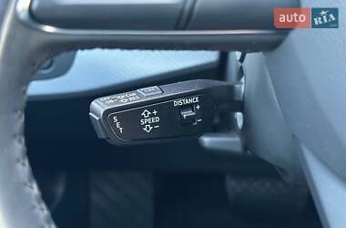 Универсал Audi A4 2018 в 