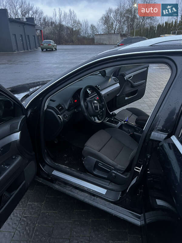 Универсал Audi A4 2006 в Надворной