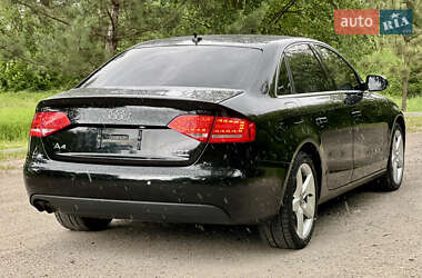 Седан Audi A4 2012 в 