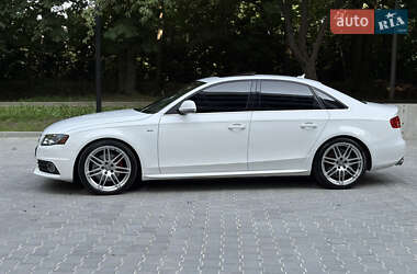 Седан Audi A4 2010 в 