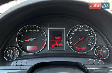 Седан Audi A4 2004 в 