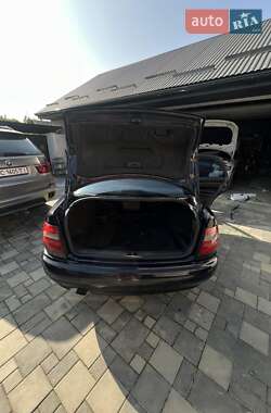 Седан Audi A4 1996 в 