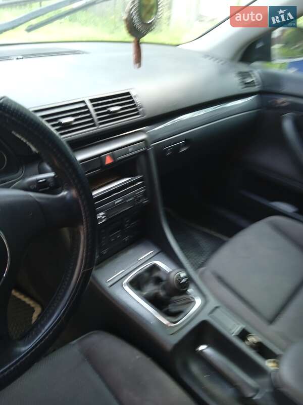 Универсал Audi A4 2002 в Камне-Каширском