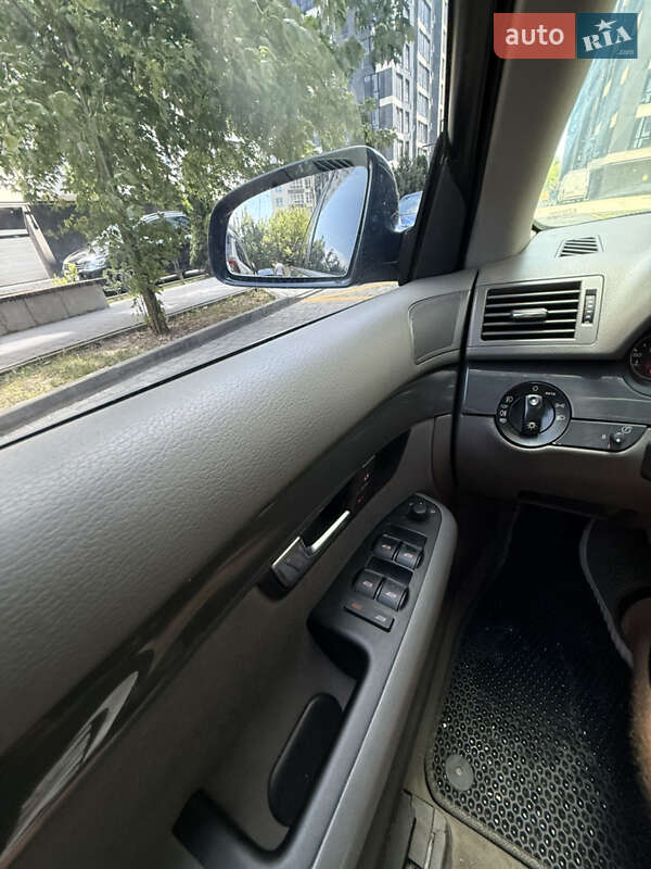 Универсал Audi A4 2004 в Ивано-Франковске