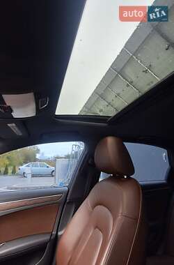 Седан Audi A4 2015 в 