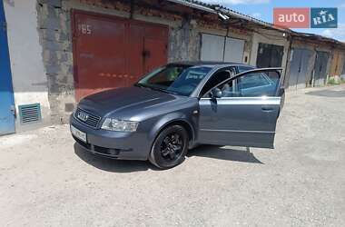 Седан Audi A4 2002 в 
