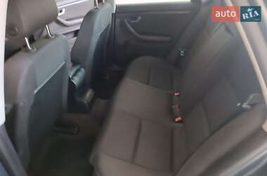 Седан Audi A4 2002 в 
