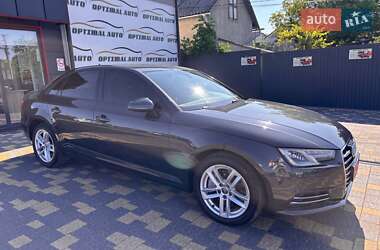 Седан Audi A4 2017 в 